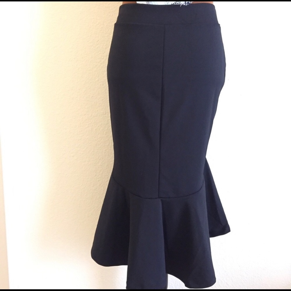 Black skirt